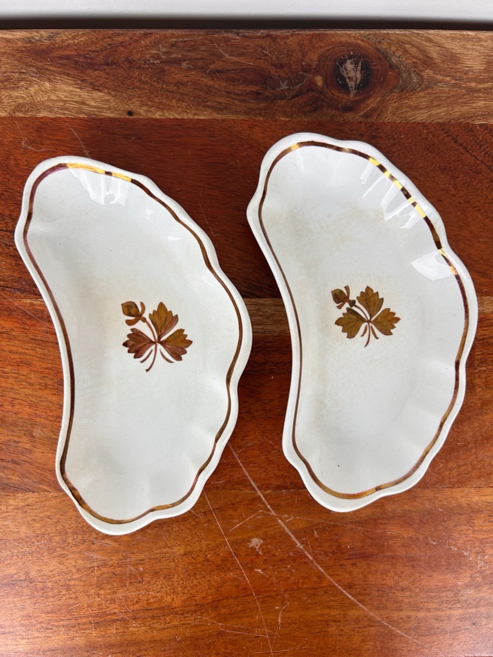 Antique Alfred Meakin Ironstone Tea Leaf Bone Dishes Stained Crazed